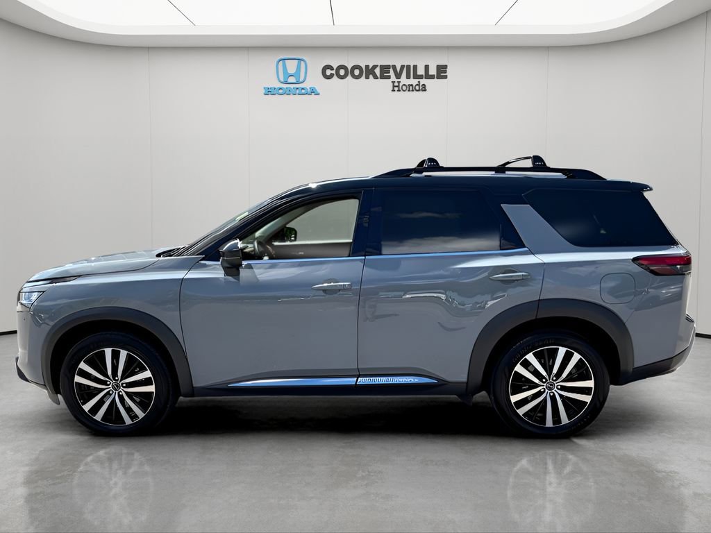 Used 2023 Nissan Pathfinder Platinum w/ Cargo Package AWD/4WD image 7