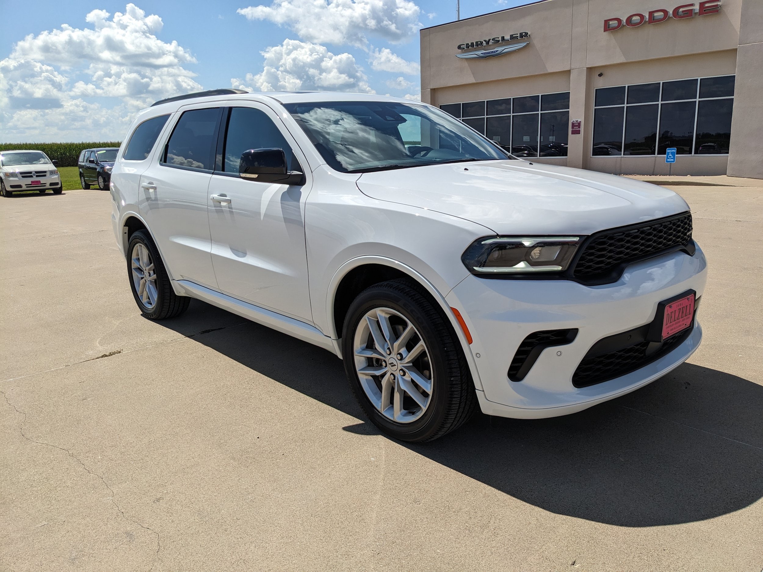 Used 2025 Dodge Durango GT AWD/4WD image 2