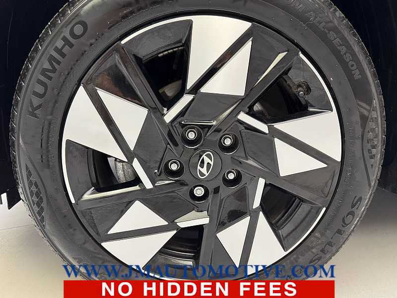 Used 2025 Hyundai Kona SEL AWD/4WD image 9