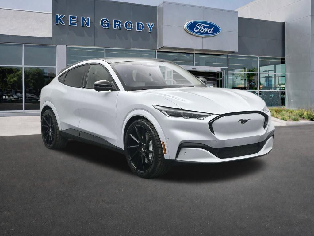 Used 2021 Ford Mustang Mach-E Premium image 1