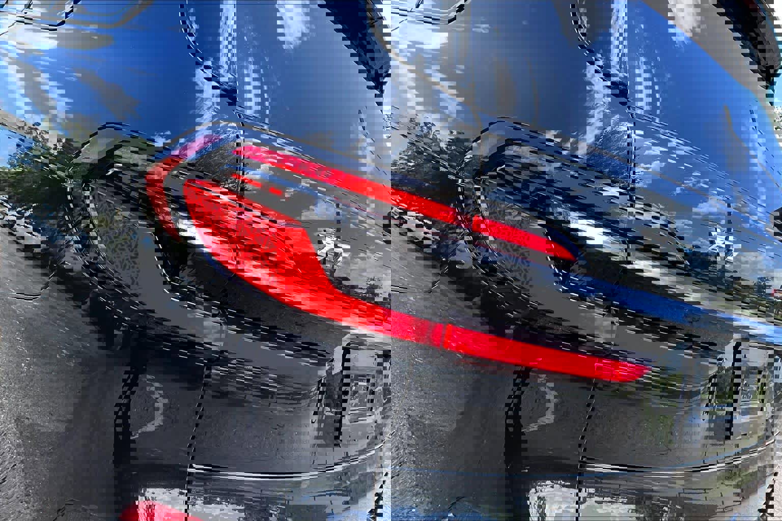 Used 2025 BMW X7 M60i image 29