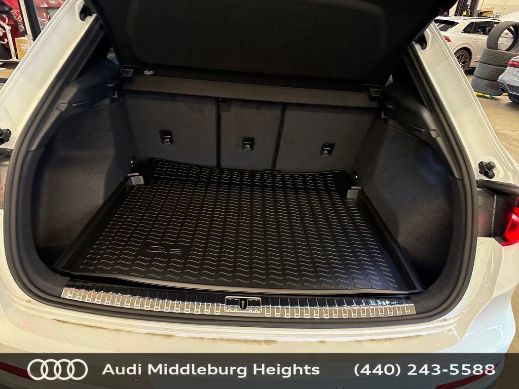 Used 2025 Audi Q3 2.0T Premium Plus w/ Premium Plus Package image 26