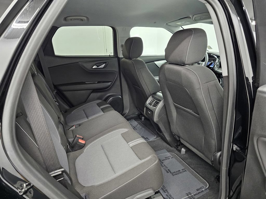 Used 2026 Chevrolet Blazer LT FWD image 26