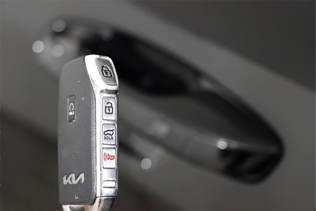 Used 2023 Kia Sorento SX image 24