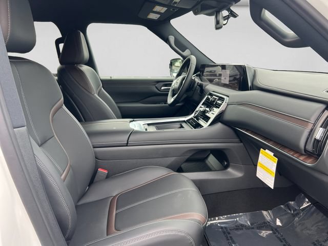 New 2026 Nissan Armada SL AWD/4WD image 16