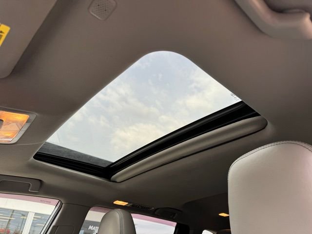 Used 2019 Toyota Highlander XLE image 14