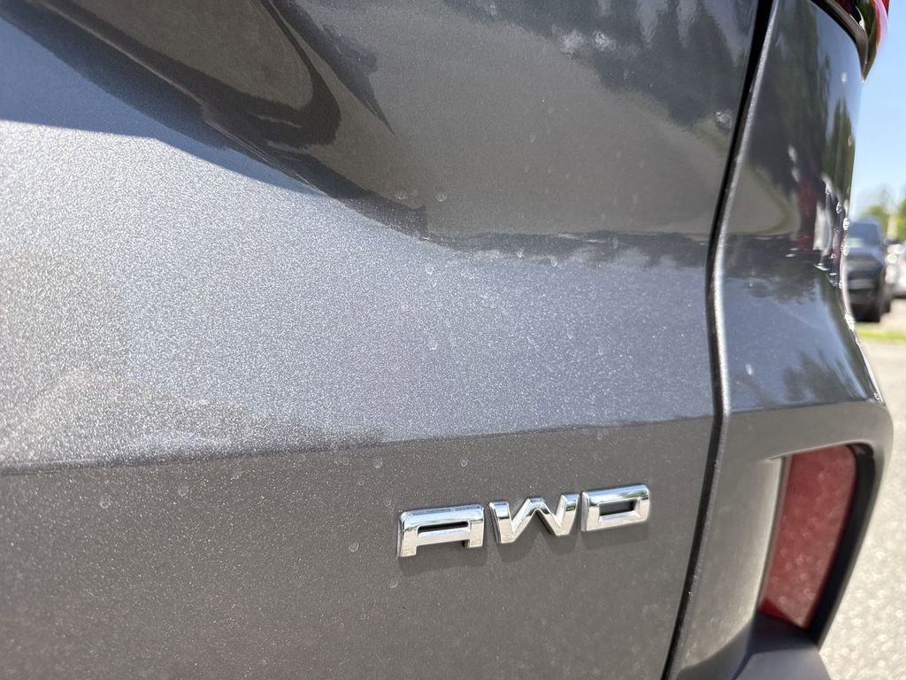 Used 2025 Ford Escape Active AWD/4WD image 6