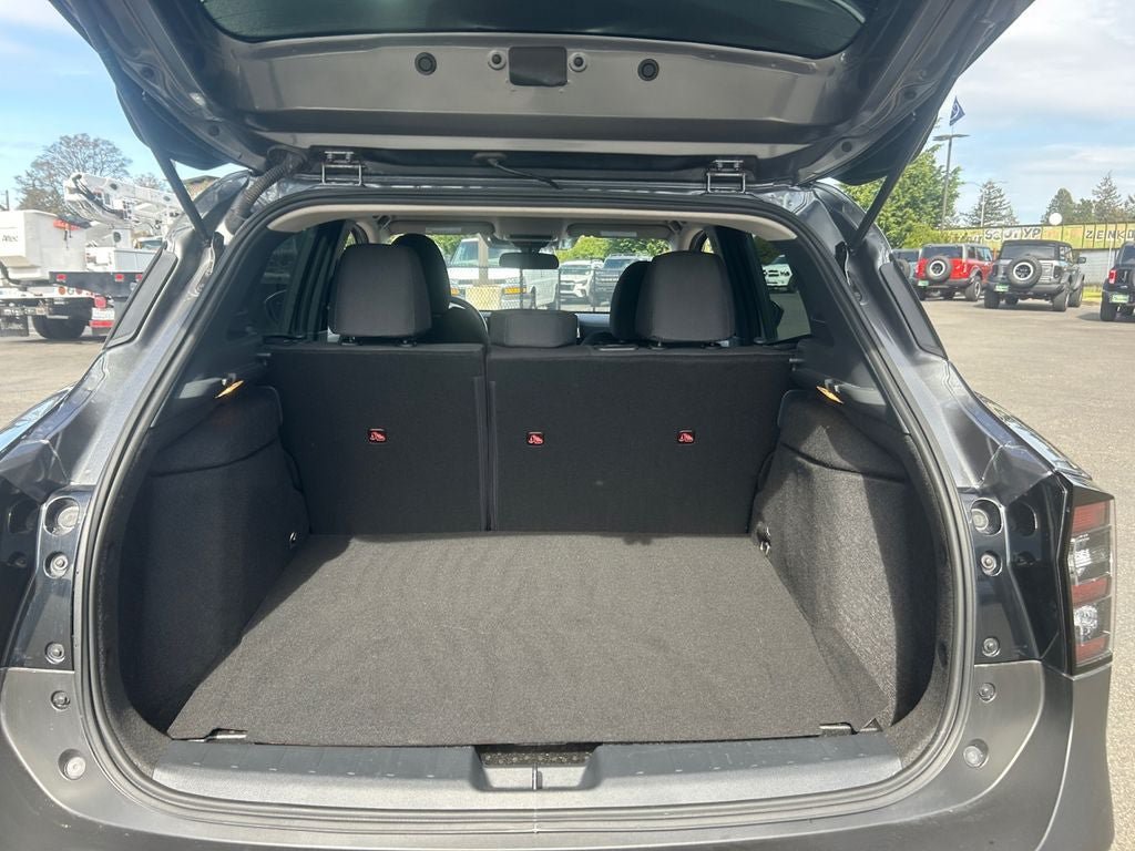 Used 2025 Nissan Kicks S AWD/4WD image 26