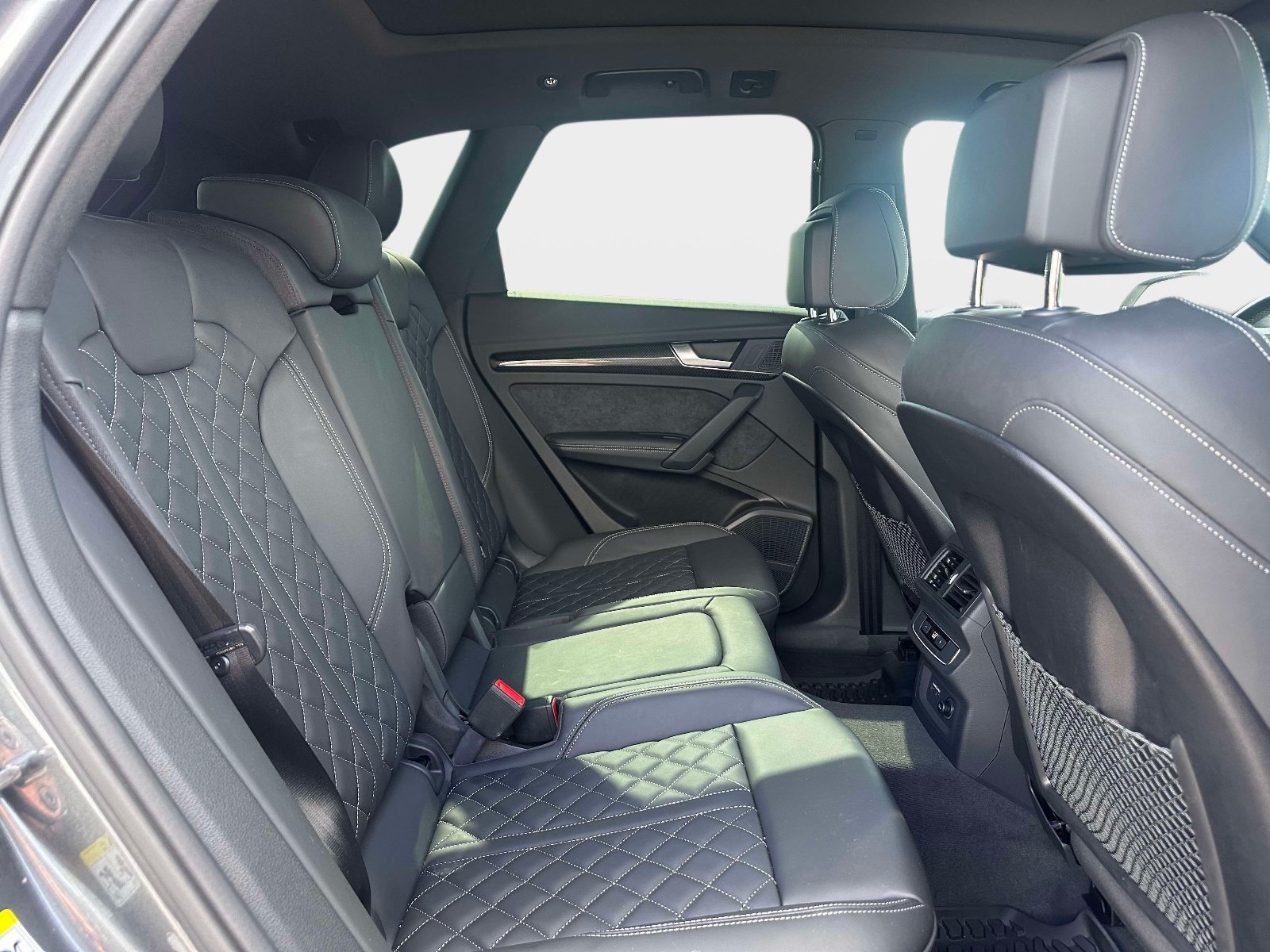 Certified 2023 Audi SQ5 Premium Plus w/ Premium Plus Package AWD/4WD image 9