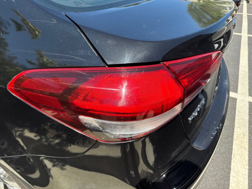 Used 2017 Kia Forte EX w/ EX Premium Plus Package FWD image 9