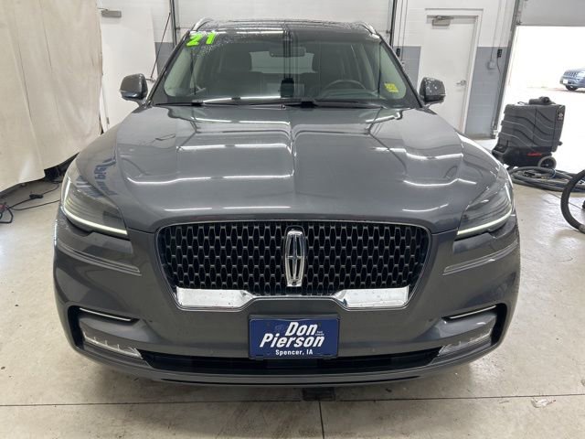Used 2021 Lincoln Aviator Reserve w/ Equipment Group 208A AWD/4WD image 2