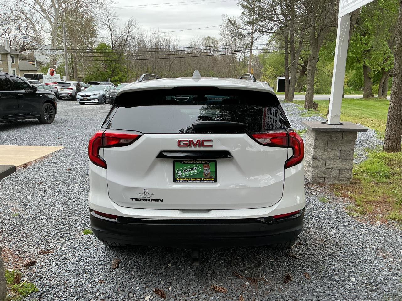 Used 2020 GMC Terrain SLE w/ Driver Convenience Package FWD image 6