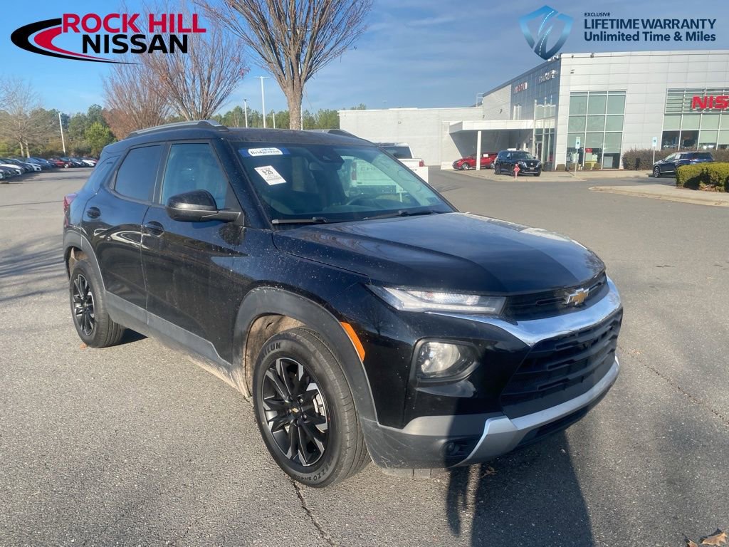 Used 2022 Chevrolet TrailBlazer LT image 1