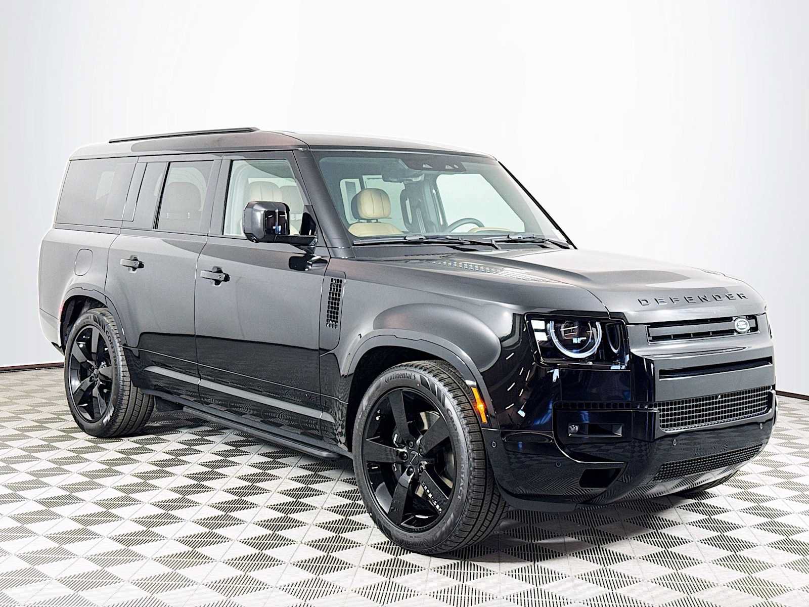 New 2026 Land Rover Defender 130 V8 AWD/4WD image 3