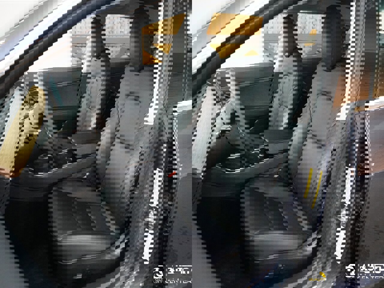 Used 2020 Tesla Model 3 Standard Range Plus image 11