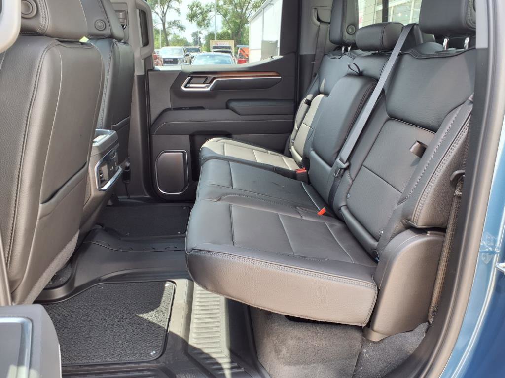New 2026 GMC Sierra 1500 Denali w/ Denali Reserve Package image 8