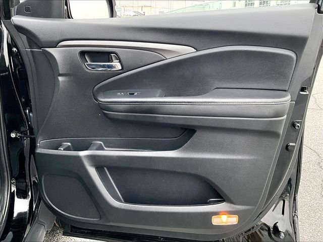 Used 2023 Honda Ridgeline RTL-E image 12