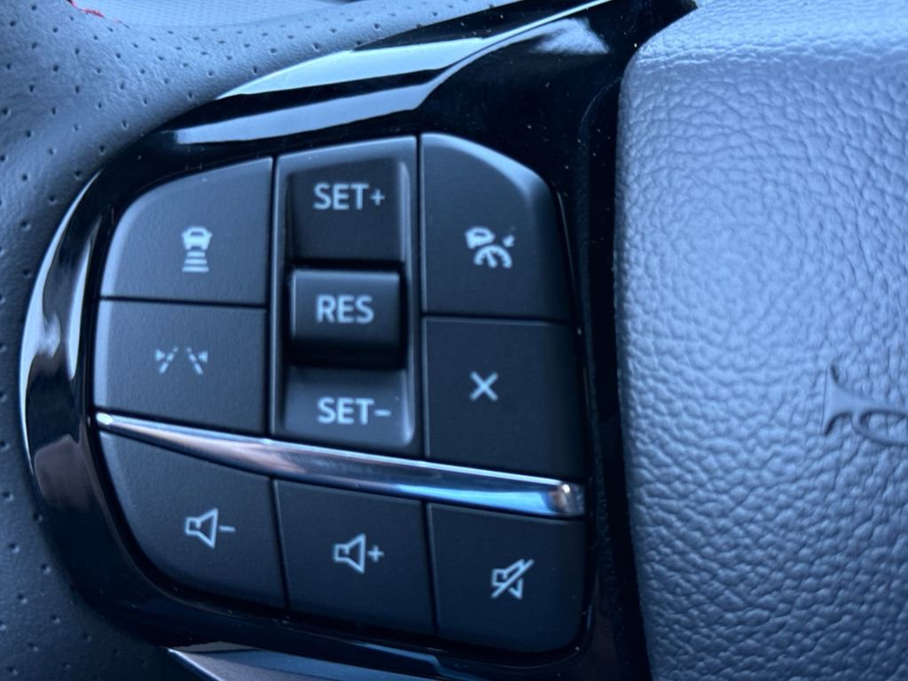 New 2026 Ford Explorer ST-Line image 30