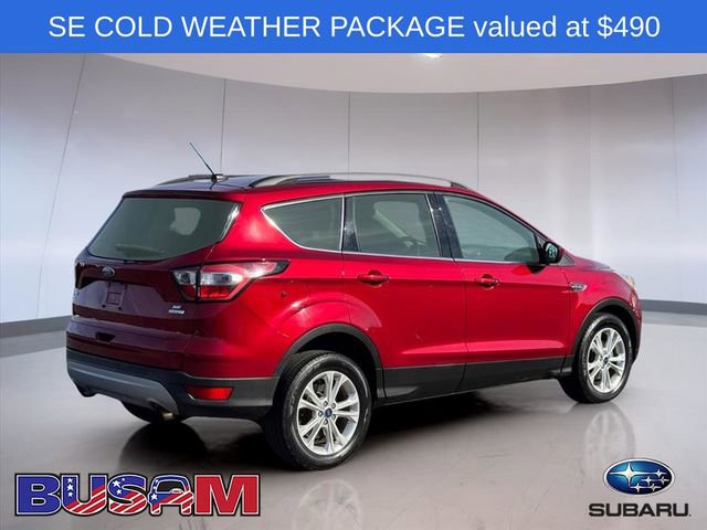 Used 2017 Ford Escape SE w/ Equipment Group 201A image 4