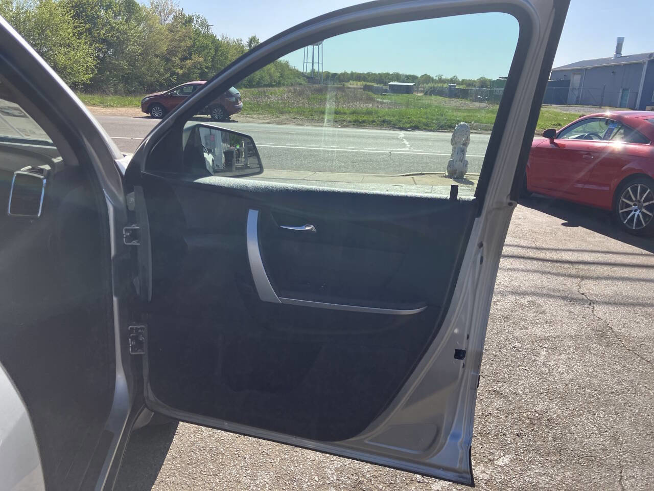 Used 2010 GMC Acadia SL image 19