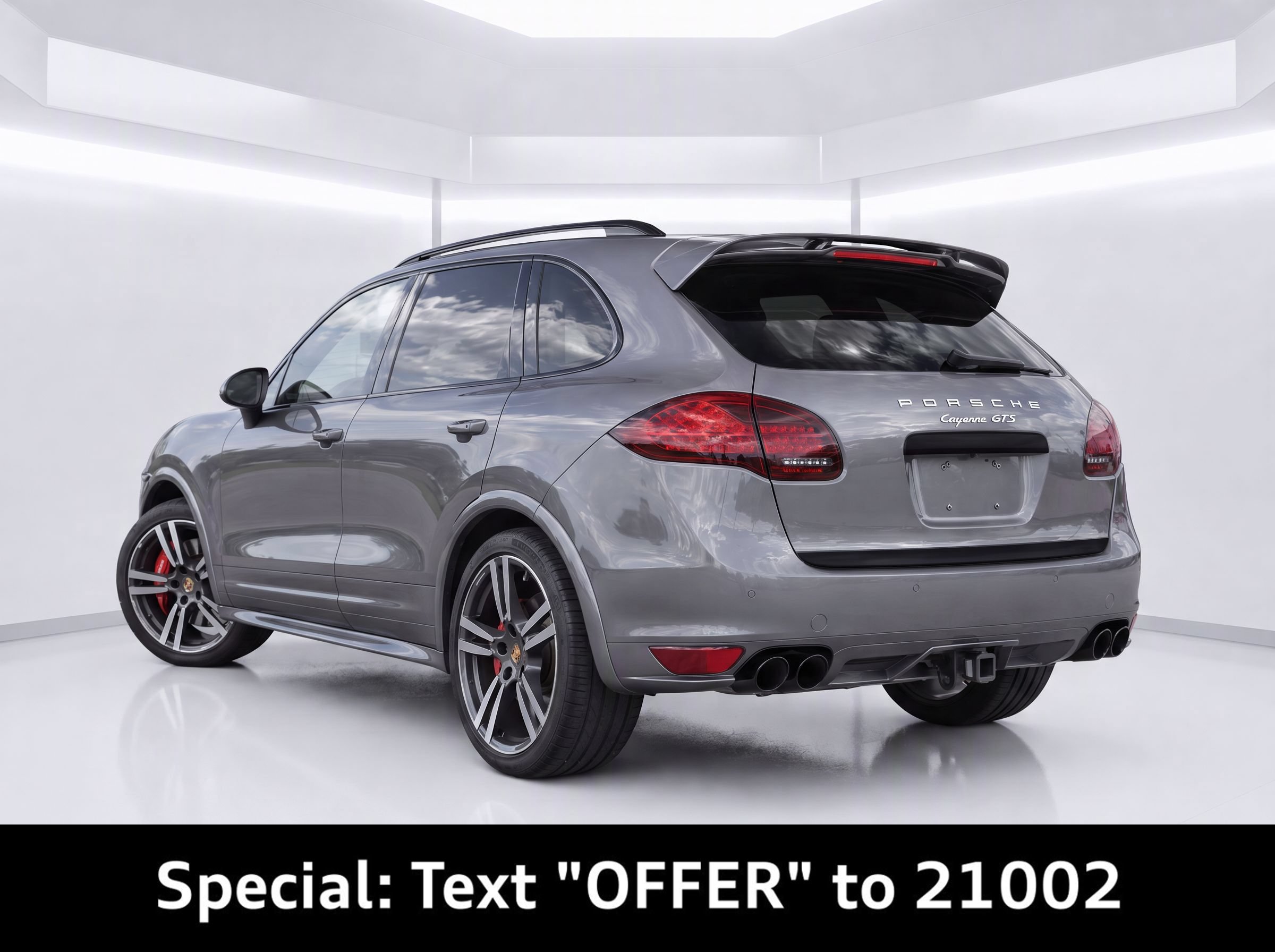 Used 2013 Porsche Cayenne GTS AWD/4WD image 27