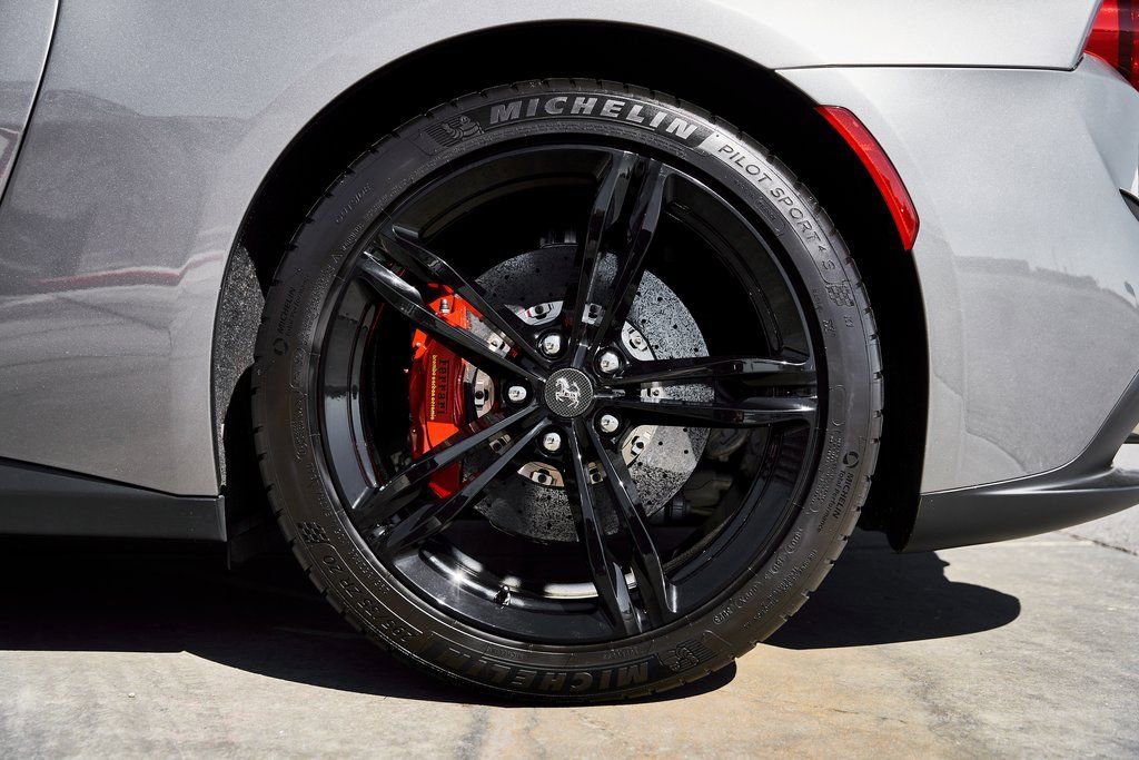 Used 2020 Ferrari GTC4Lusso AWD/4WD image 28