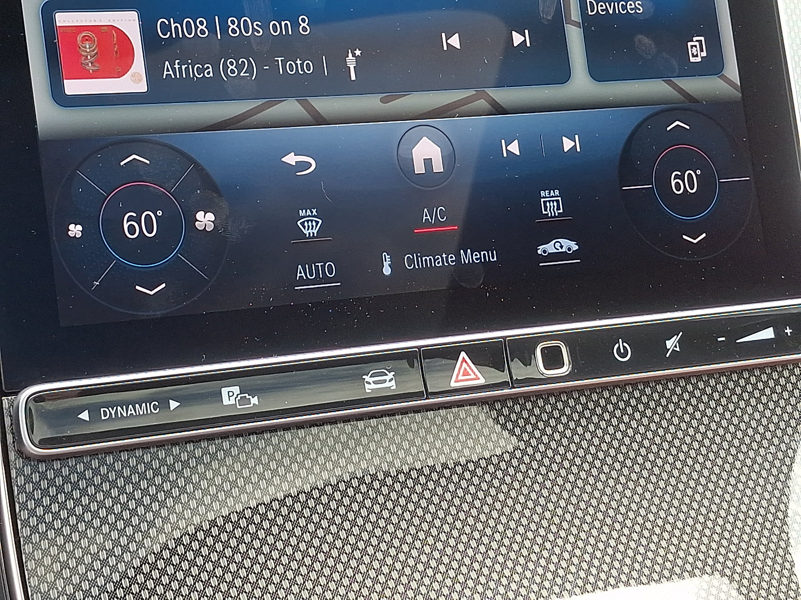 Used 2024 Mercedes-Benz GLC 300 4MATIC image 16