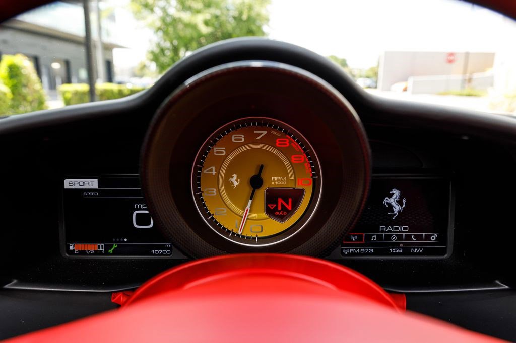 Used 2018 Ferrari 488 Spider image 34