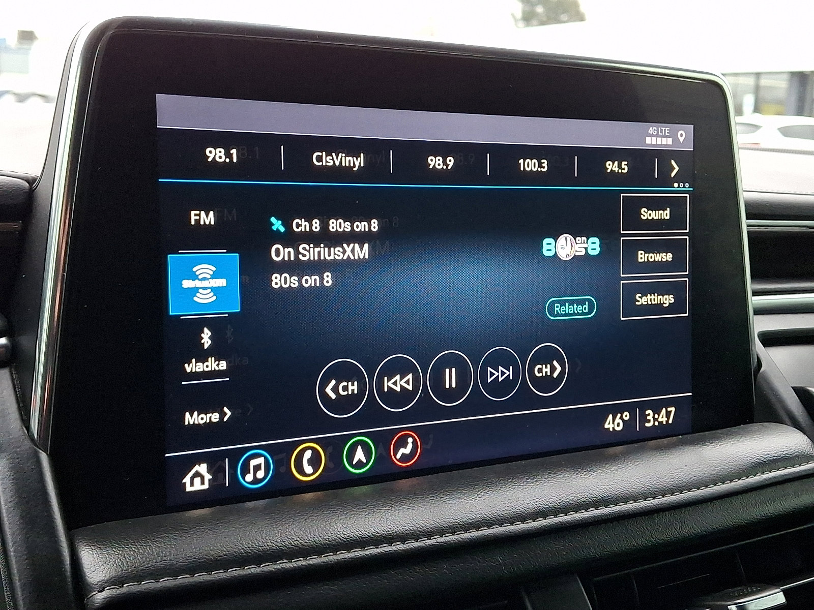 Used 2021 Chevrolet Tahoe LT w/ Luxury Package image 21