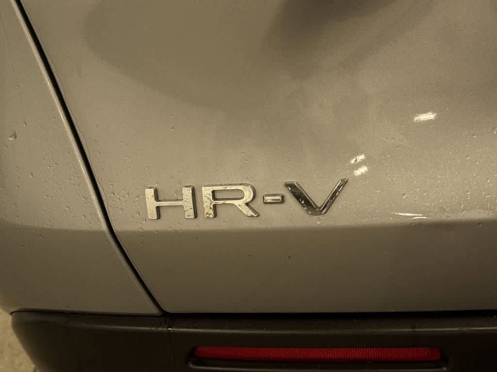 Used 2023 Honda HR-V LX image 24