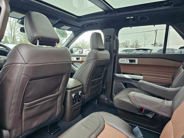 Used 2022 Ford Explorer King Ranch w/ Premium Technology Package image 26