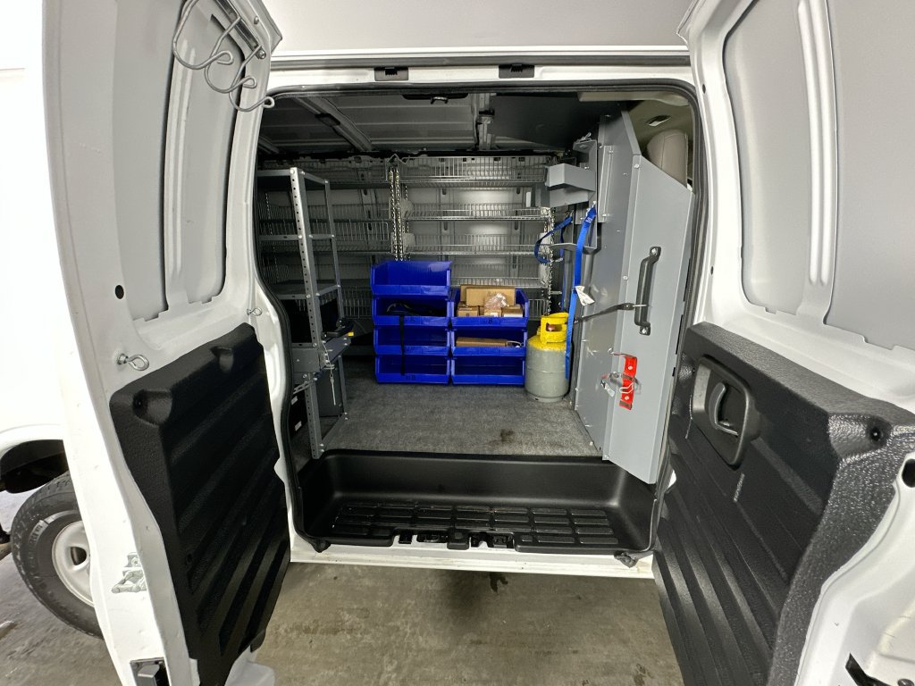 Used 2021 Chevrolet Express 2500 RWD image 12