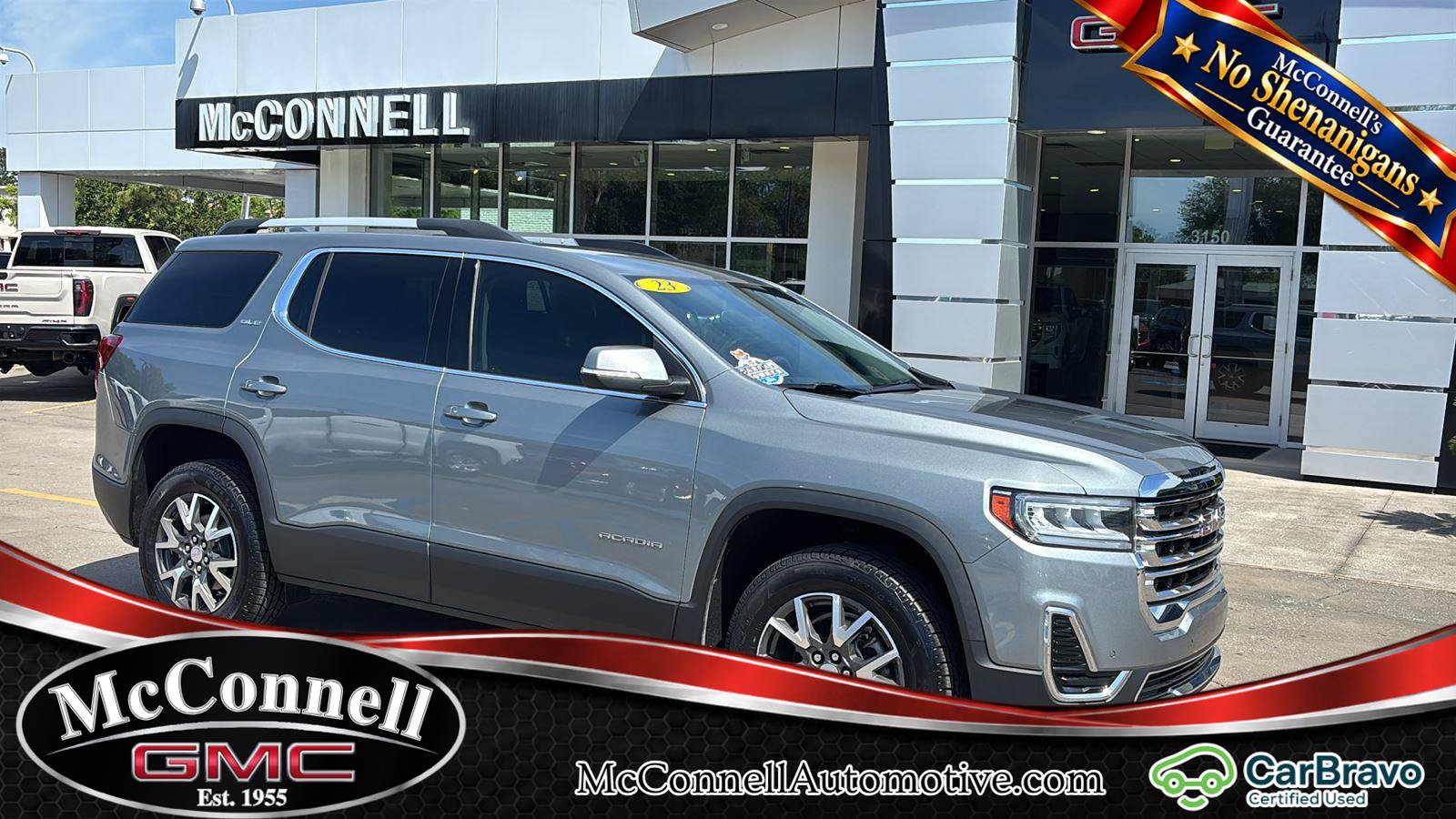 Certified 2023 GMC Acadia SLE w/ Driver Convenience Package FWD image 1