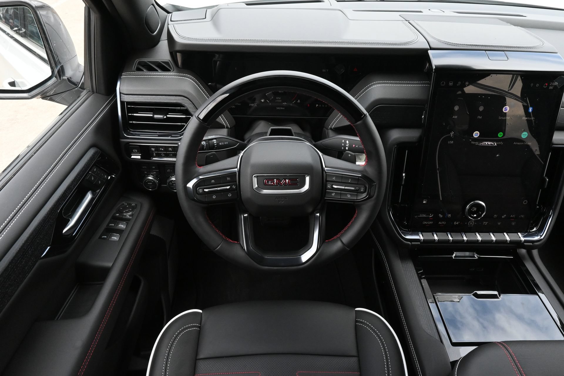 Used 2026 GMC Yukon AT4 Ultimate AWD/4WD image 10