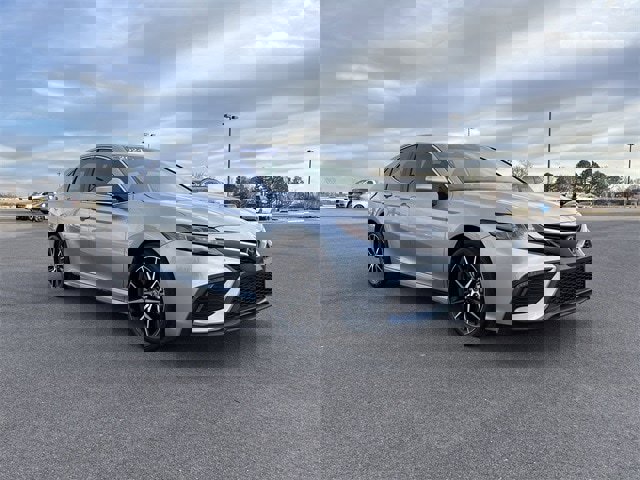 Used 2024 Toyota Camry SE image 13