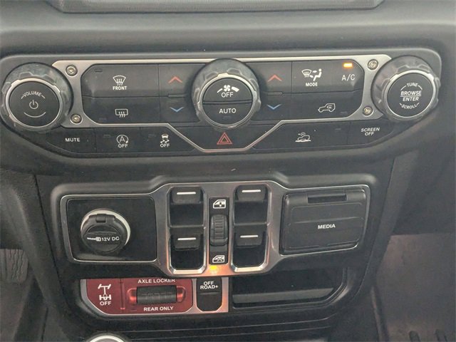 Used 2022 Jeep Gladiator Mojave w/ Trailer Tow Package image 21