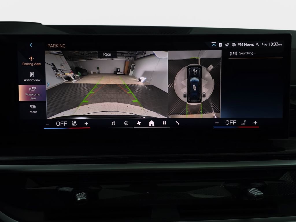 New 2026 BMW X7 xDrive40i w/ Executive Package image 24