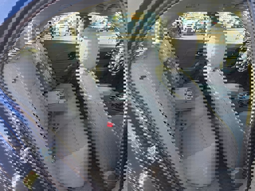 Used 2015 Chevrolet Malibu LS image 18