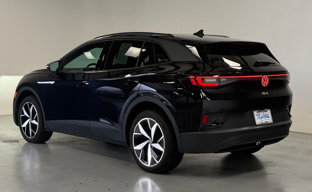 Used 2023 Volkswagen ID.4 Pro S image 3