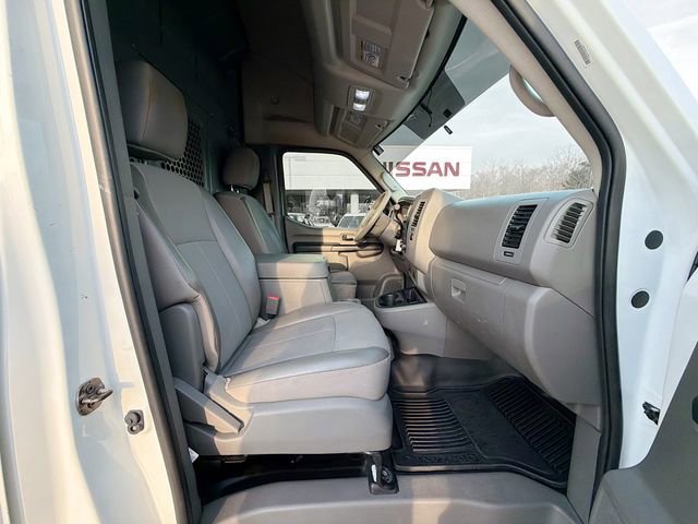 Used 2018 Nissan NV 2500 SV w/ Navigation Package RWD image 23