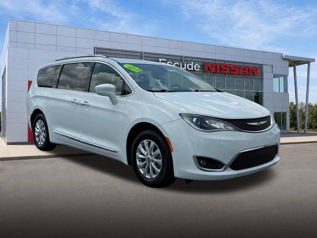 Used 2019 Chrysler Pacifica Touring-L