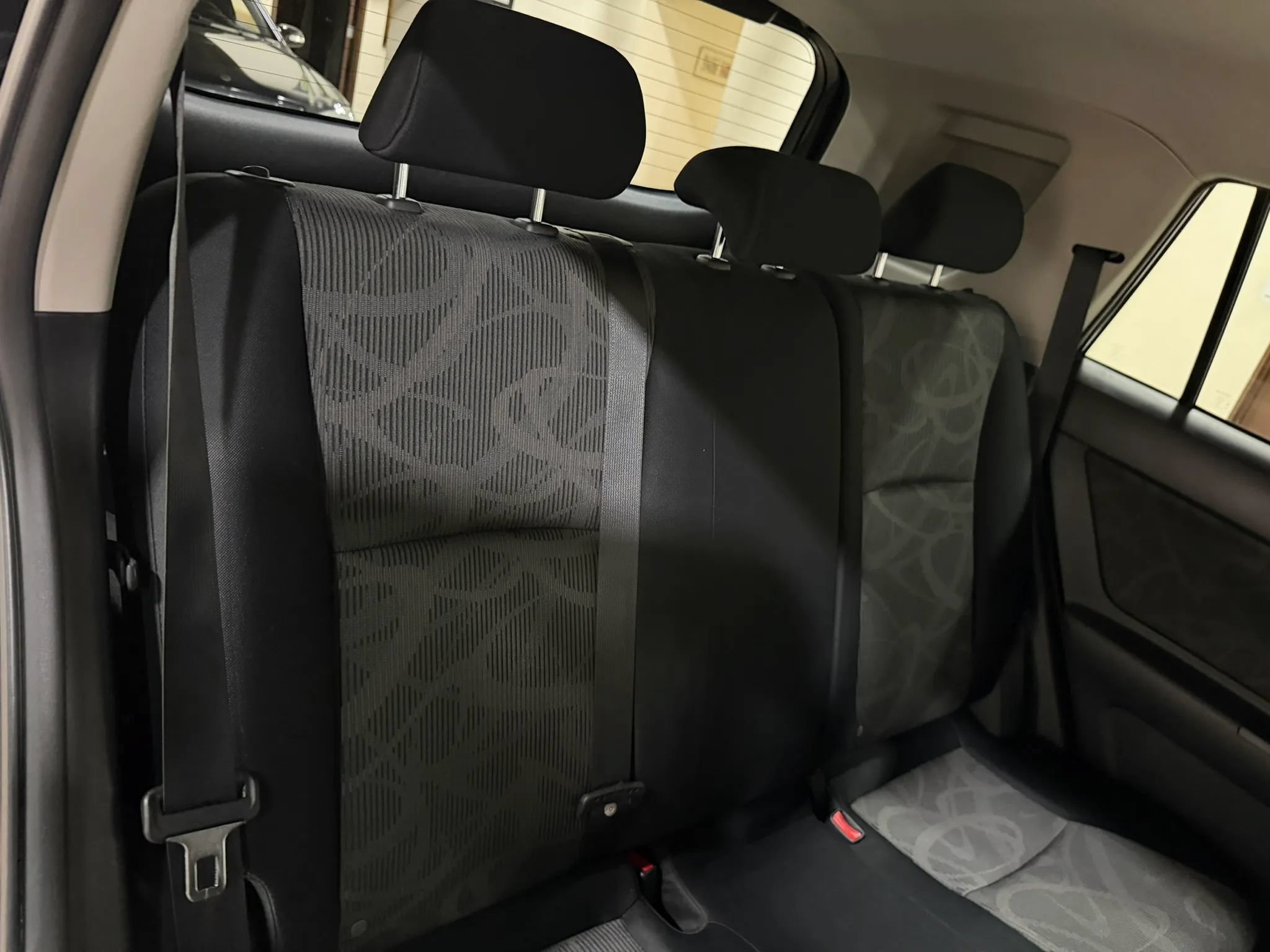 Used 2015 Scion xB FWD image 35