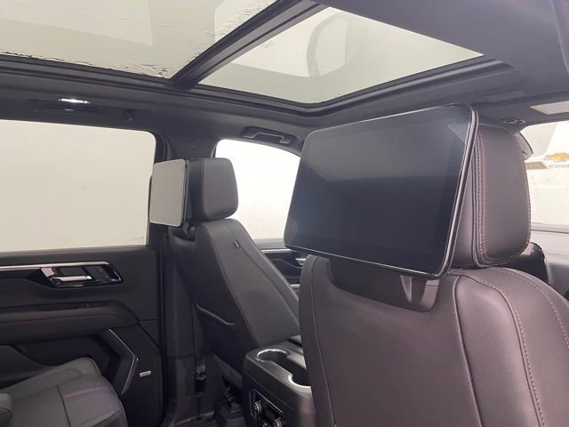 New 2026 Chevrolet Suburban RST w/ Advanced Technology Package image 15