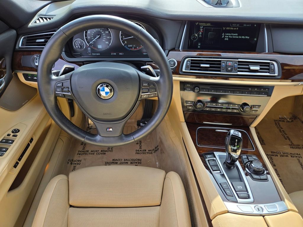 Used 2013 BMW 750Li image 13
