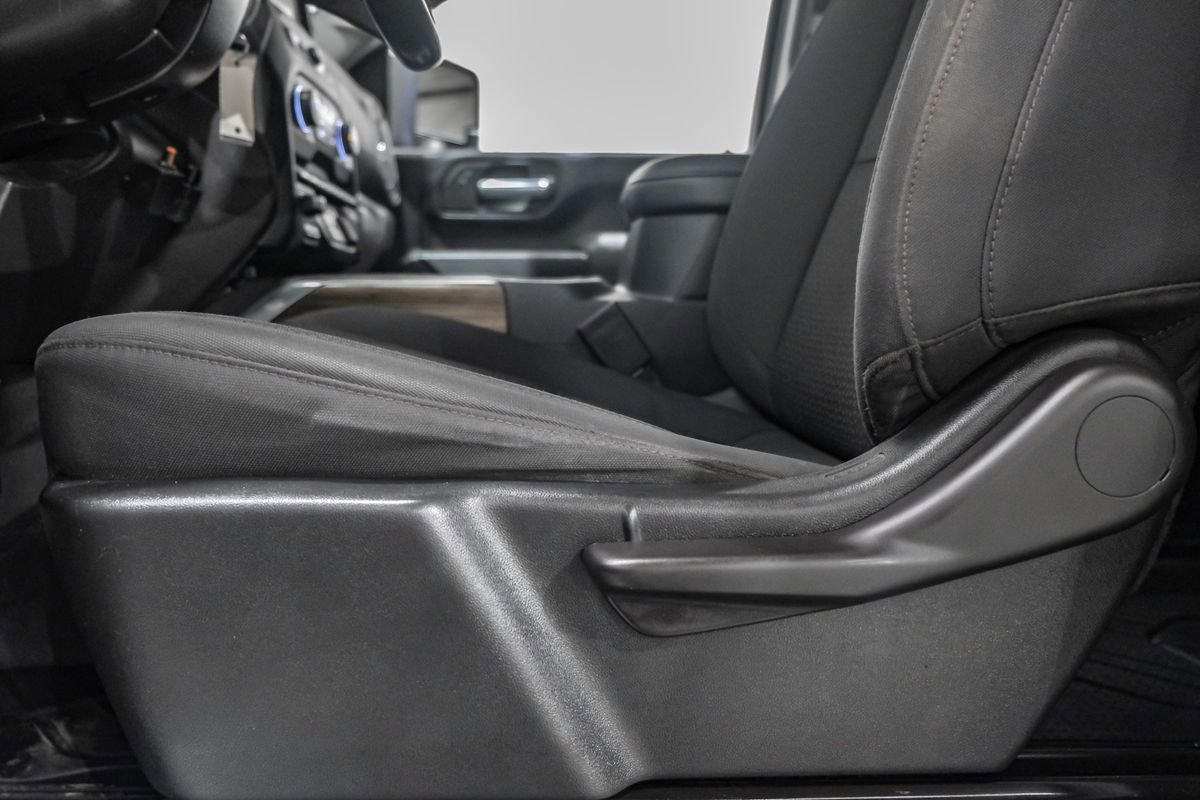 Used 2023 Chevrolet Silverado 2500 Custom w/ Custom Value Package AWD/4WD image 31