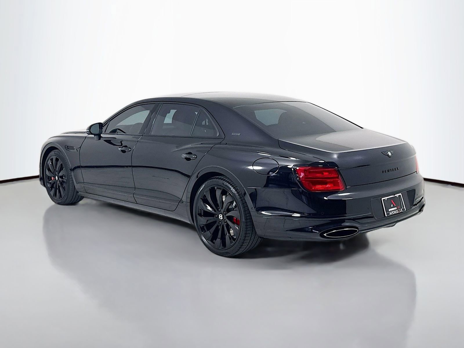 Certified 2025 Bentley Flying Spur Plug-In Hybrid image 5