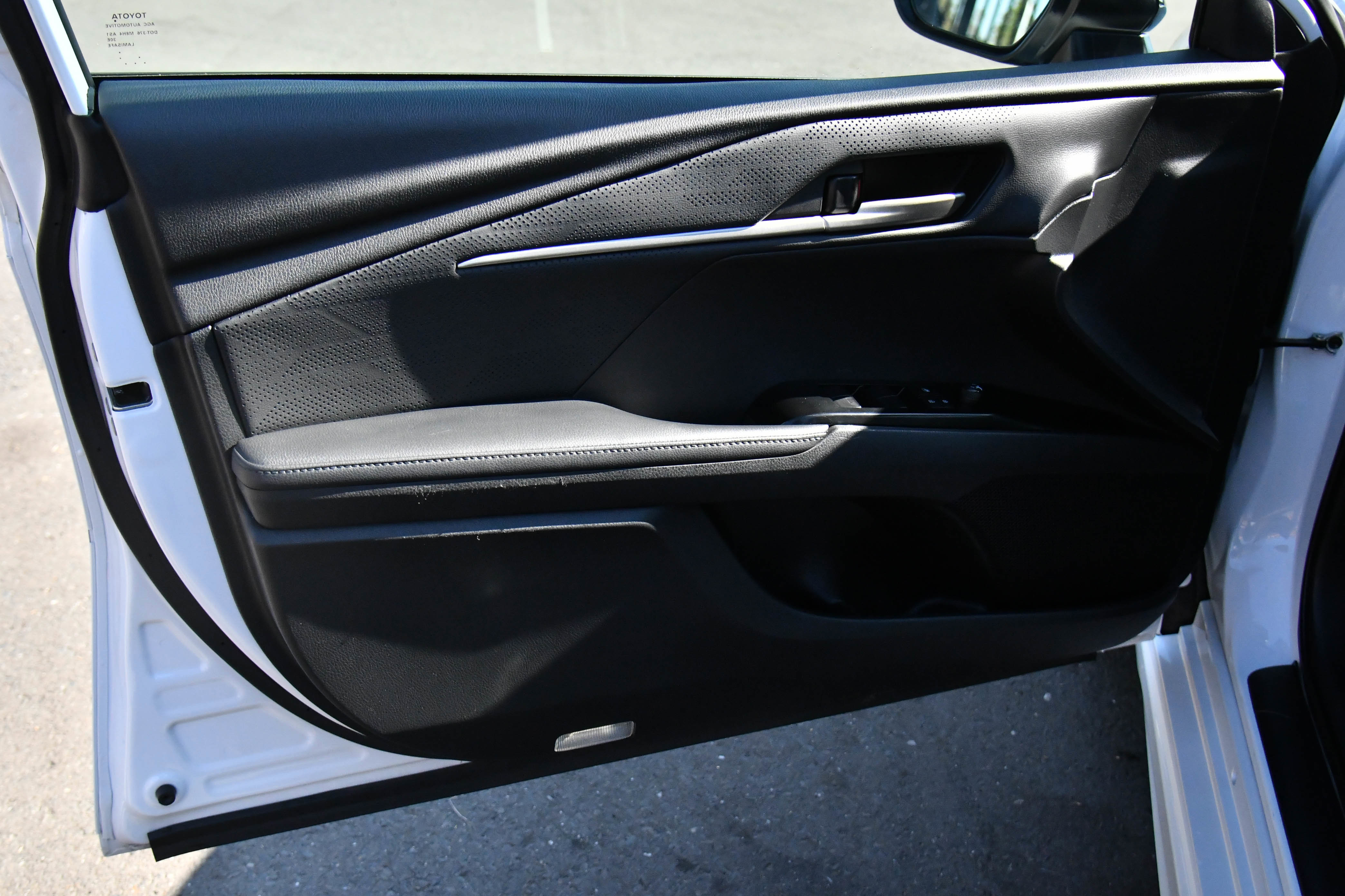 Used 2025 Toyota Camry XSE image 14