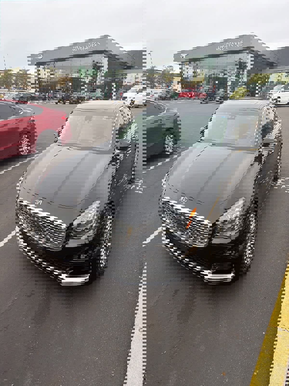 Used 2019 Kia K900 Luxury w/ VIP Package video 1