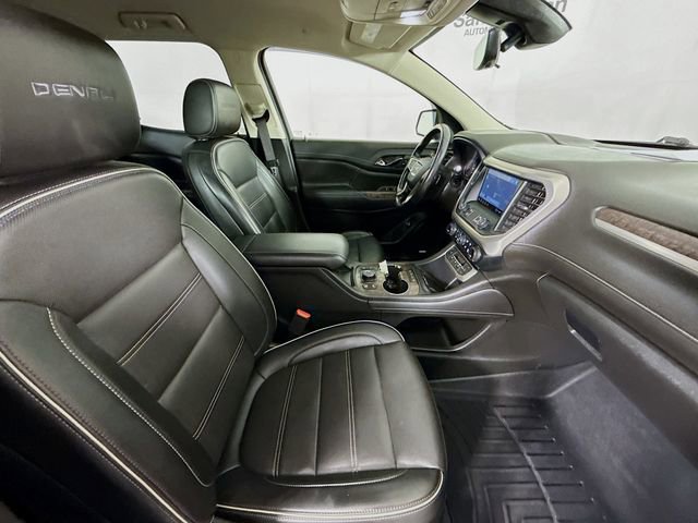 Used 2022 GMC Acadia Denali w/ Denali Technology Package image 30