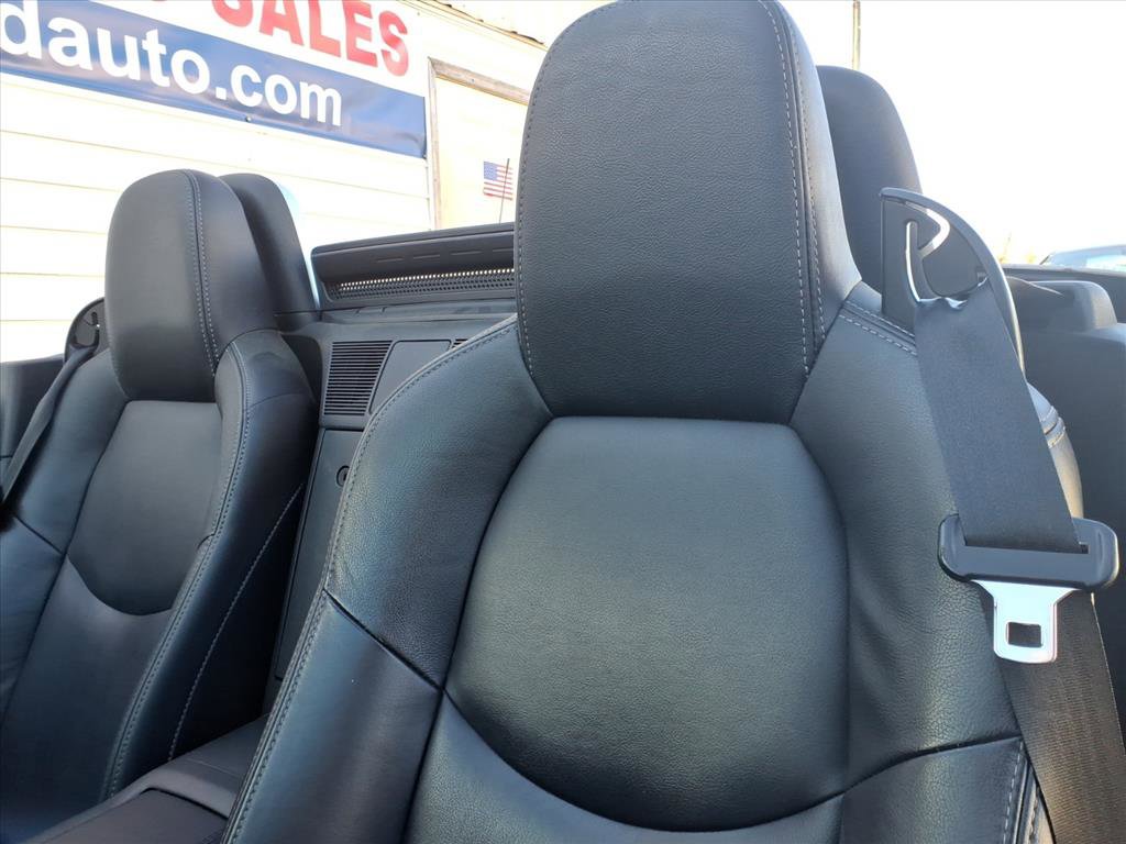 Used 2010 MAZDA MX-5 Miata Grand Touring image 9